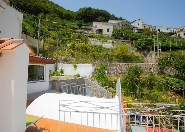 Dame Casa Hébergement de vacances *